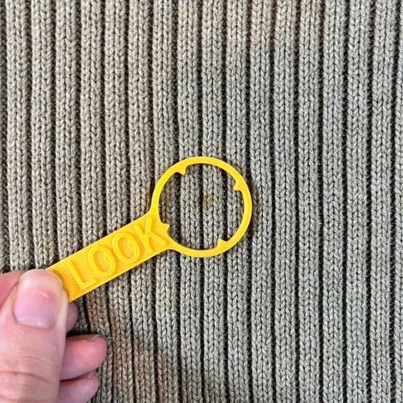 Eddie Bauer All Terrain Sweater Legend 4 Gen Mens Ribbed Crewneck Sweater XL Tan - Picture 4 of 7